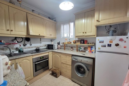 Sale - Apartment - Torrevieja - Centro