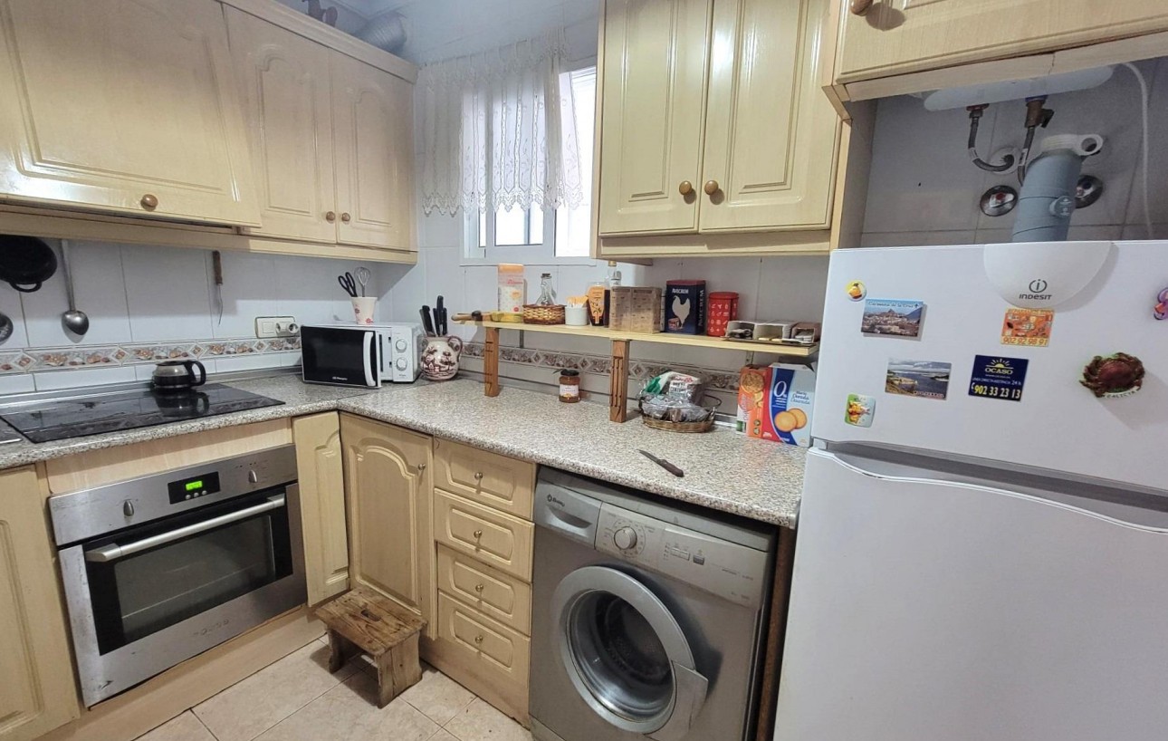 Sale - Apartment - Torrevieja - Centro
