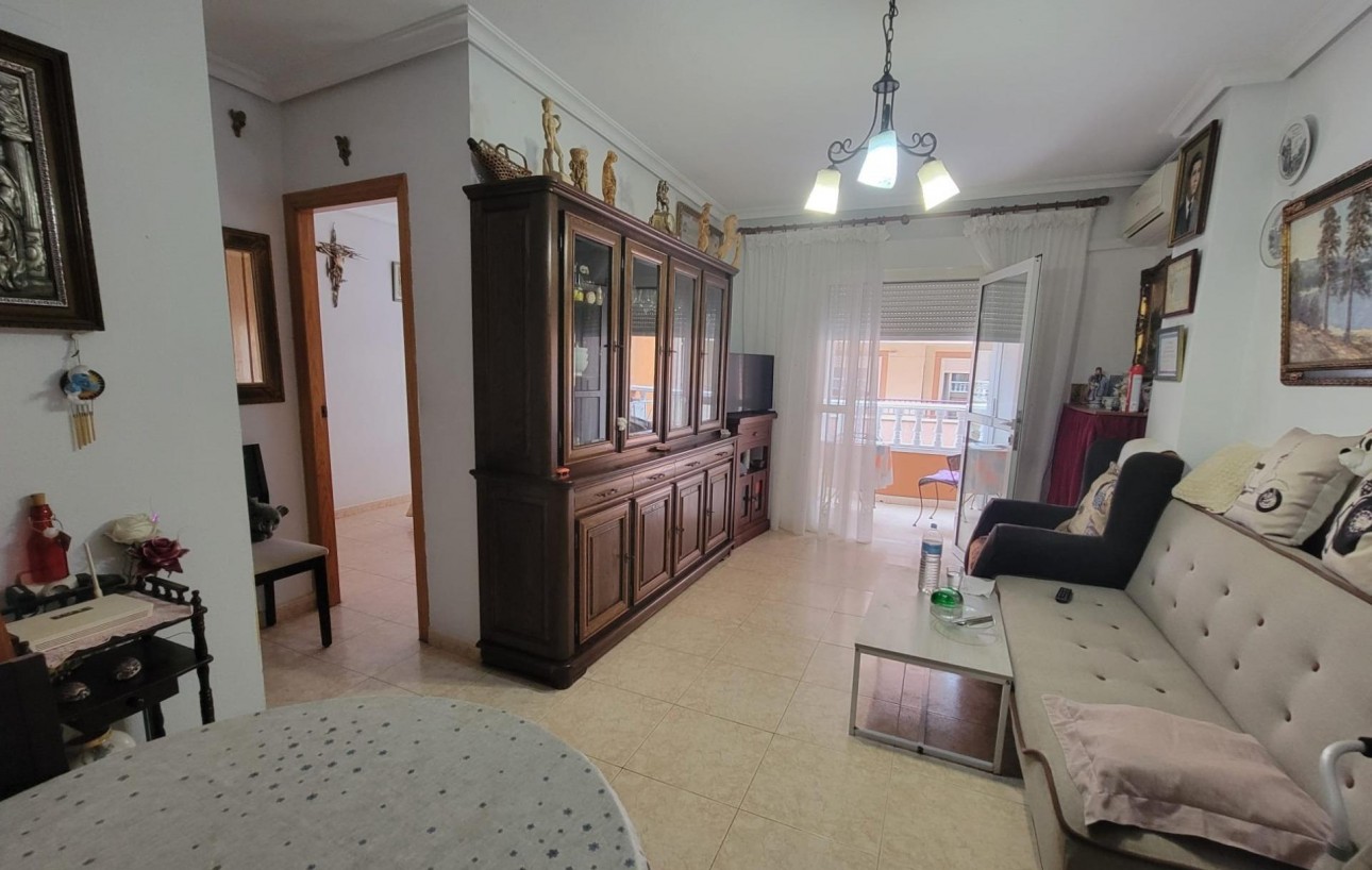 Sale - Apartment - Torrevieja - Centro