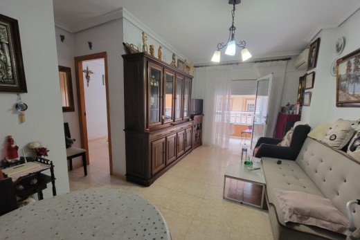 Sale - Apartment - Torrevieja - Centro