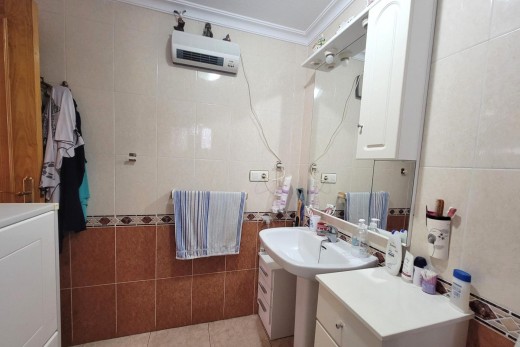 Sale - Apartment - Torrevieja - Centro