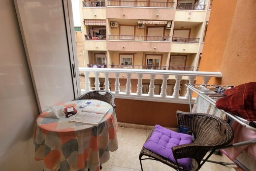 Sale - Apartment - Torrevieja - Centro