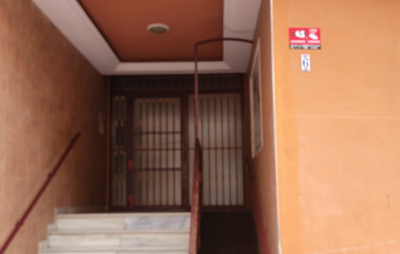 Sale - Apartment - Torrevieja - Centro