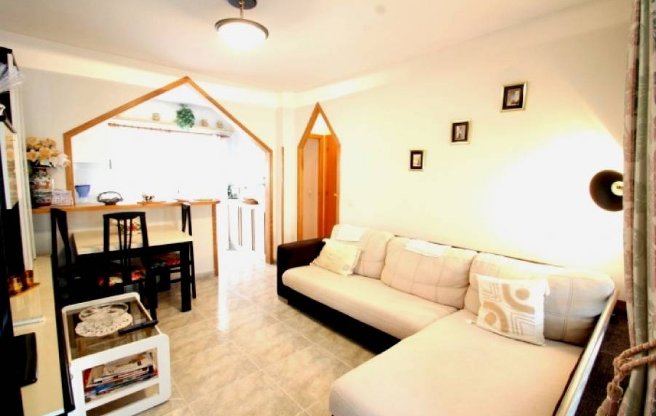 Sale - Chalet - Torrevieja - Torretas