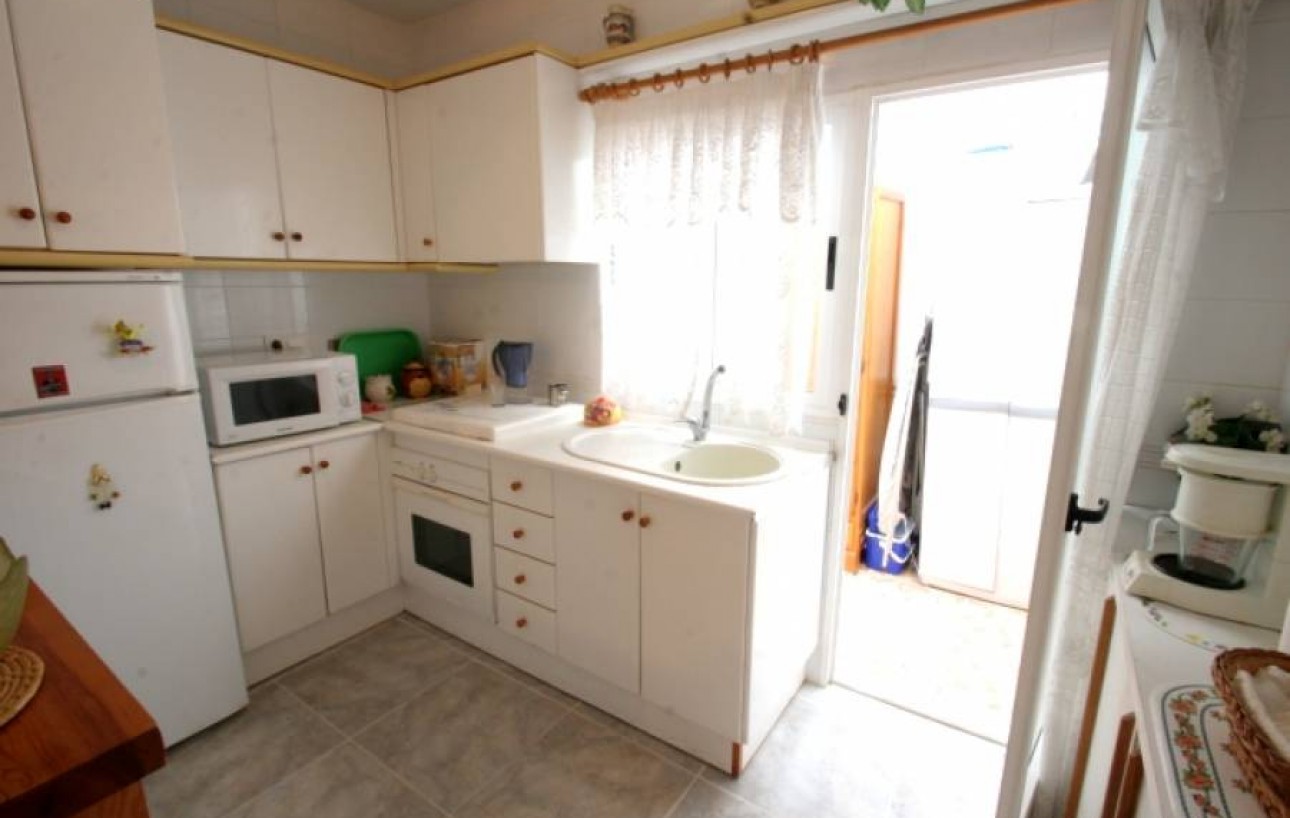 Sale - Chalet - Torrevieja - Torretas