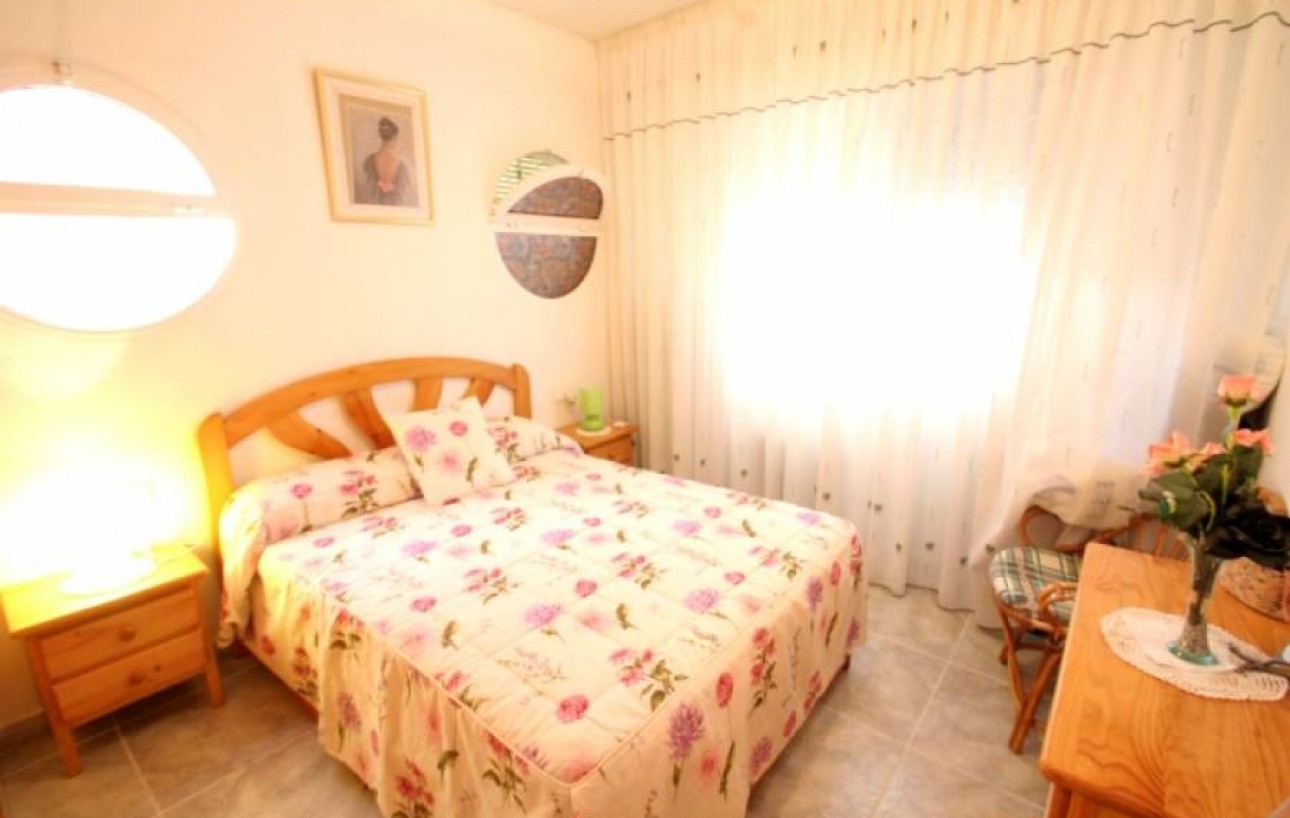 Sale - Chalet - Torrevieja - Torretas