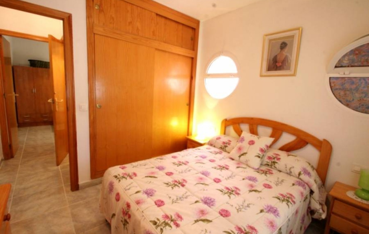 Sale - Chalet - Torrevieja - Torretas