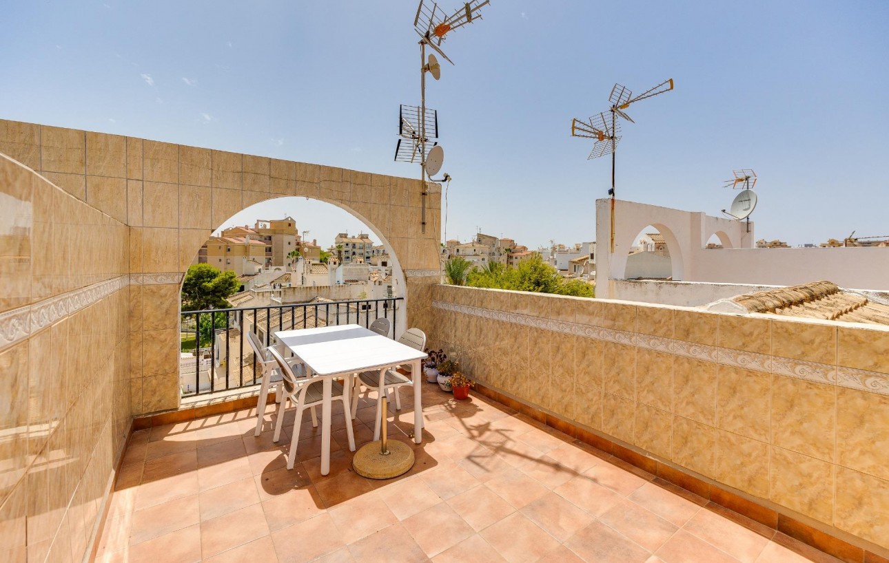Resale - Lägenhet - Torrevieja - Calas blanca