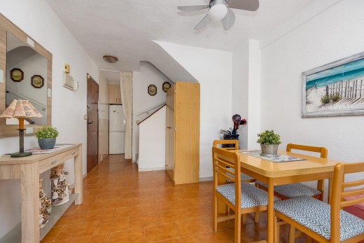 Resale - Lägenhet - Torrevieja - Calas blanca