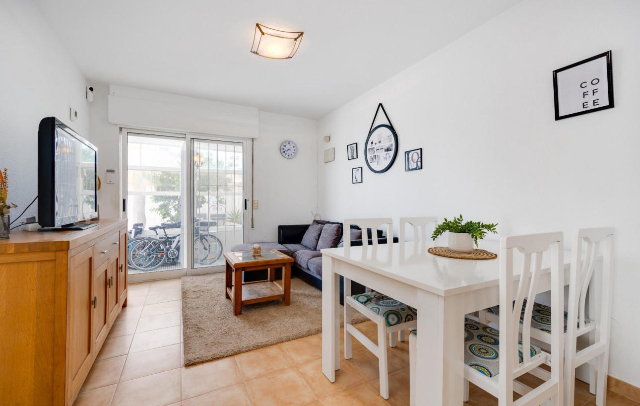 Resale - Stadthaus - Torrevieja - La Siesta - El Salado - Torreta