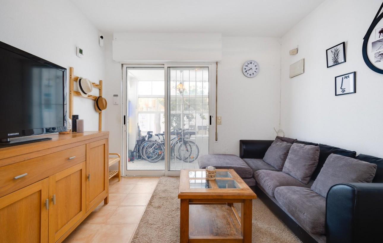 Resale - Stadthaus - Torrevieja - La Siesta - El Salado - Torreta