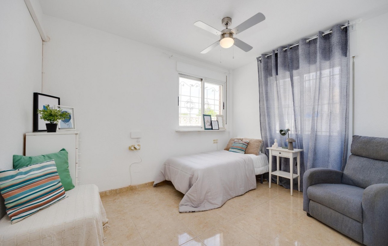 Resale - Stadthaus - Torrevieja - La Siesta - El Salado - Torreta