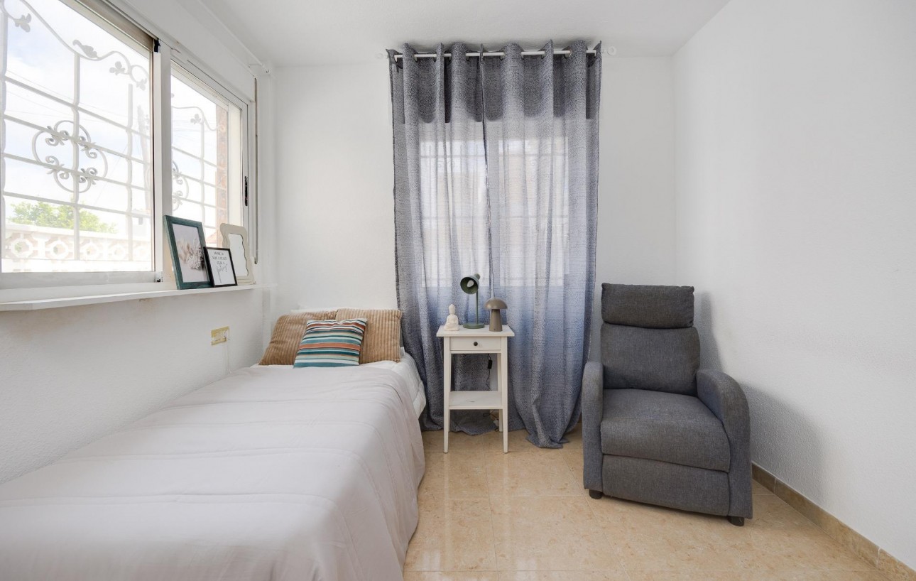 Resale - Stadthaus - Torrevieja - La Siesta - El Salado - Torreta