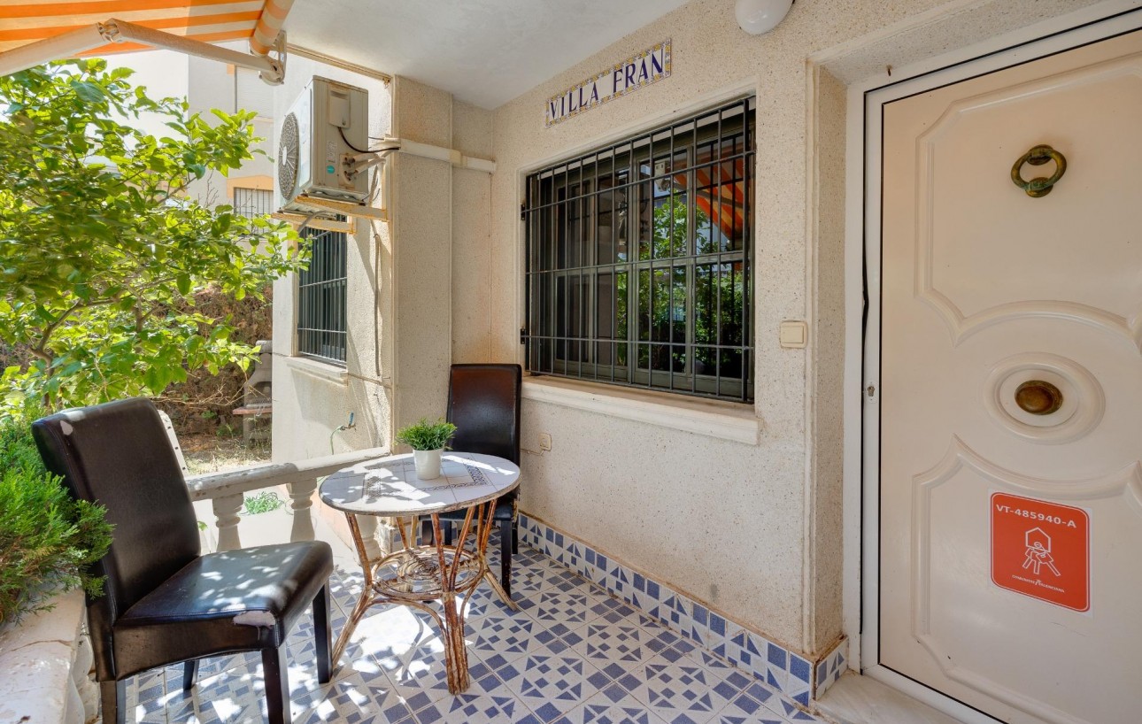 Resale - Wohnung - Torrevieja - Punta prima