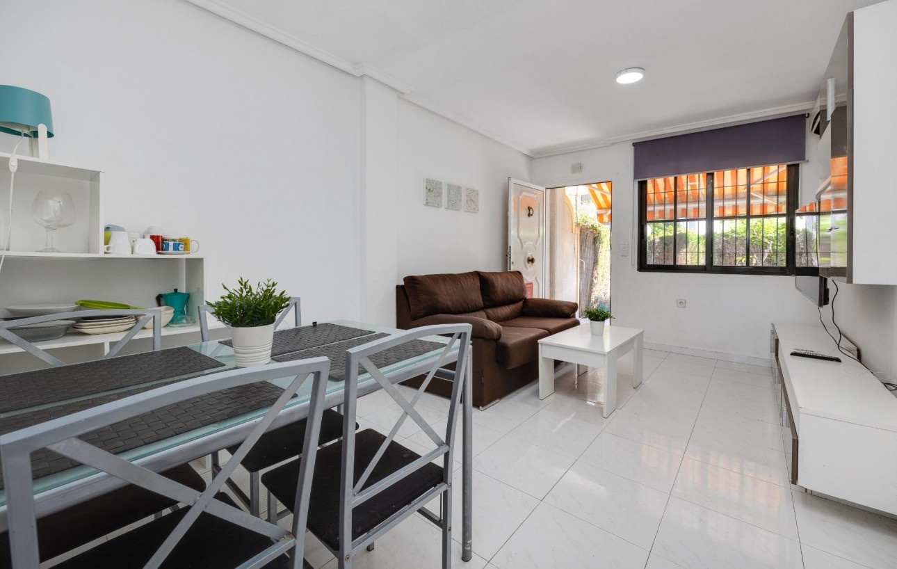 Resale - Wohnung - Torrevieja - Punta prima