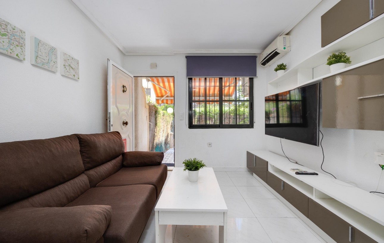 Resale - Wohnung - Torrevieja - Punta prima