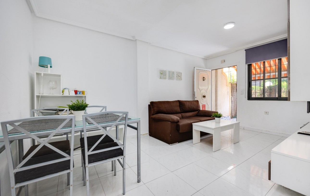 Resale - Wohnung - Torrevieja - Punta prima