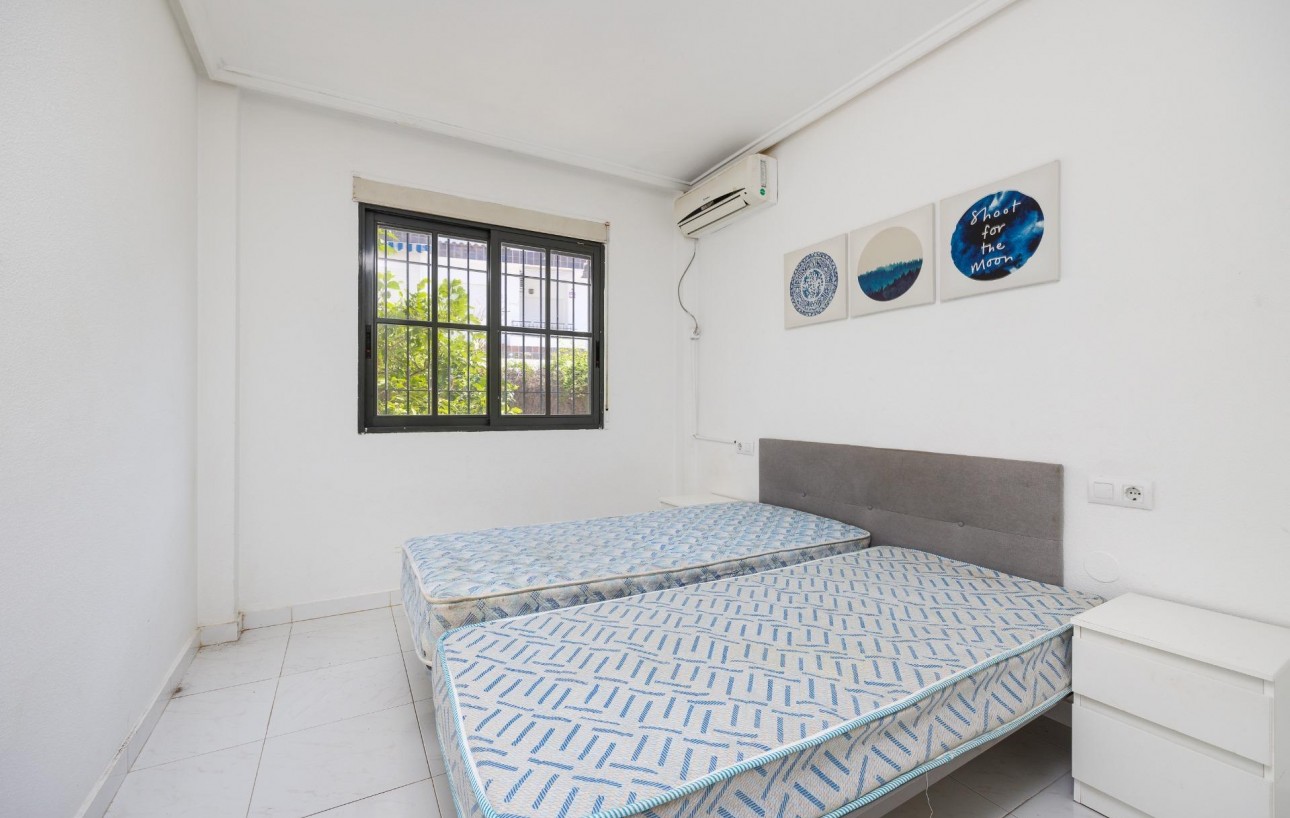 Resale - Wohnung - Torrevieja - Punta prima