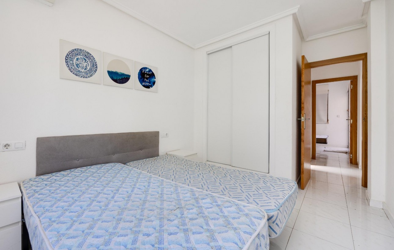 Resale - Wohnung - Torrevieja - Punta prima
