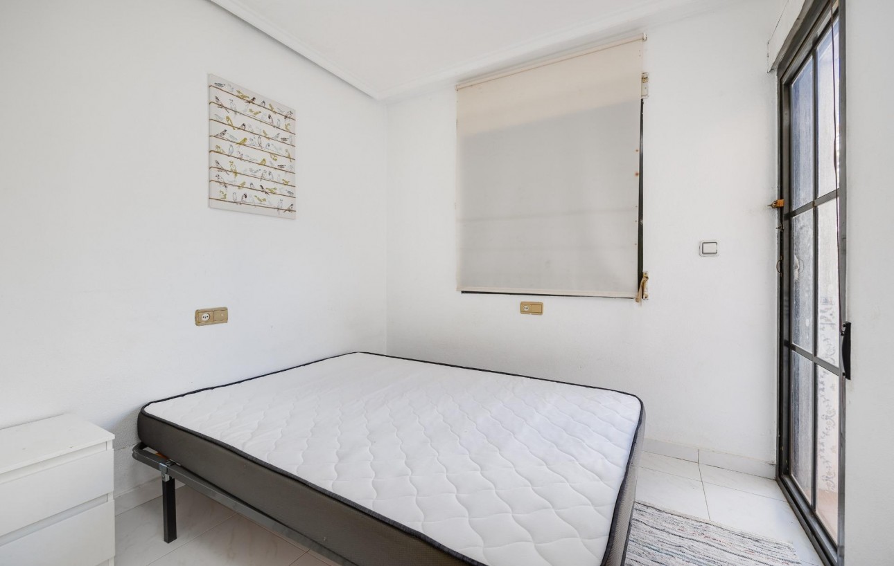 Resale - Wohnung - Torrevieja - Punta prima