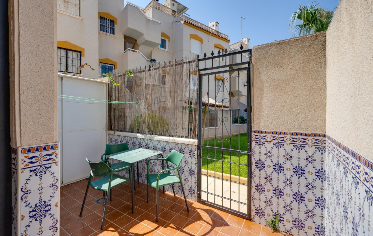 Resale - Wohnung - Torrevieja - Punta prima