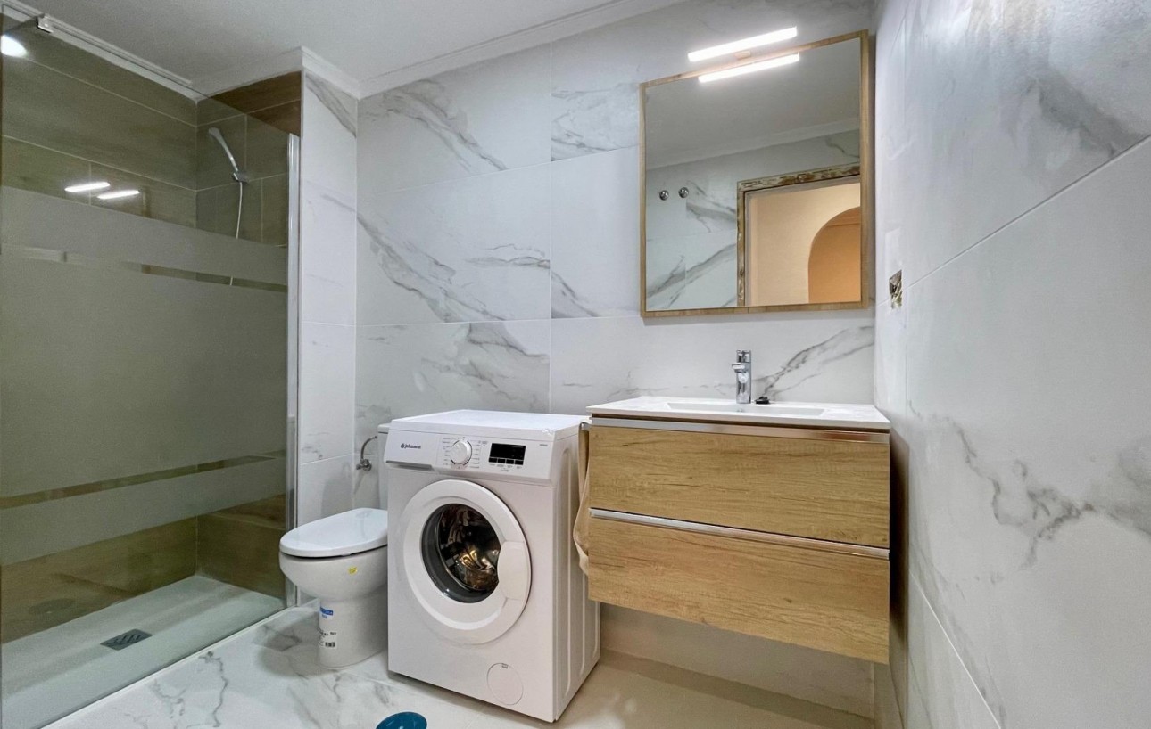 Resale - Wohnung - Torrevieja - Centro