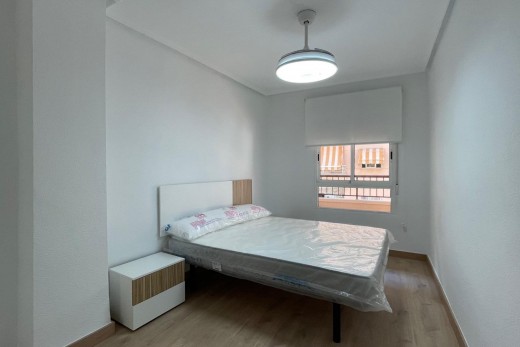 Resale - Wohnung - Torrevieja - Centro