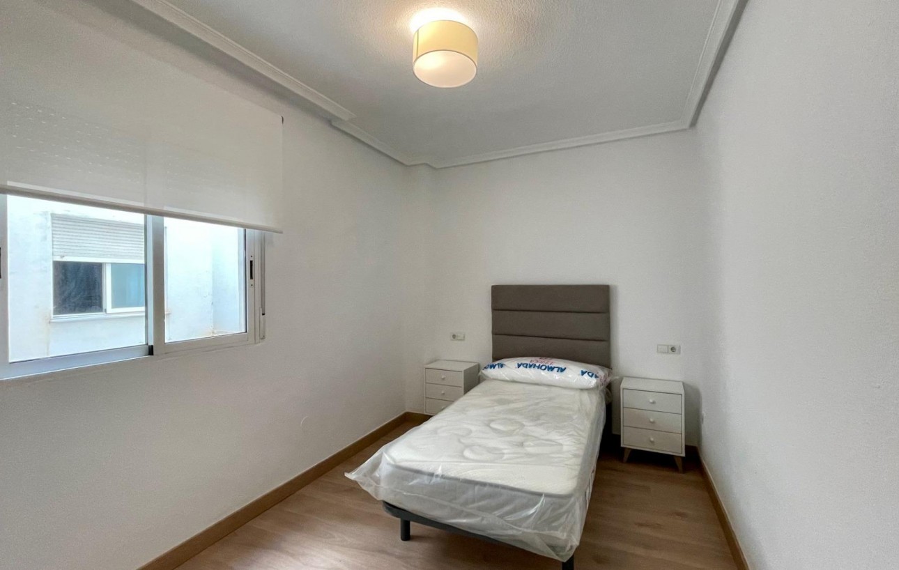 Resale - Wohnung - Torrevieja - Centro