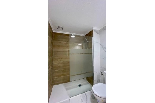 Resale - Wohnung - Torrevieja - Centro