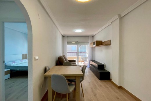 Resale - Wohnung - Torrevieja - Centro
