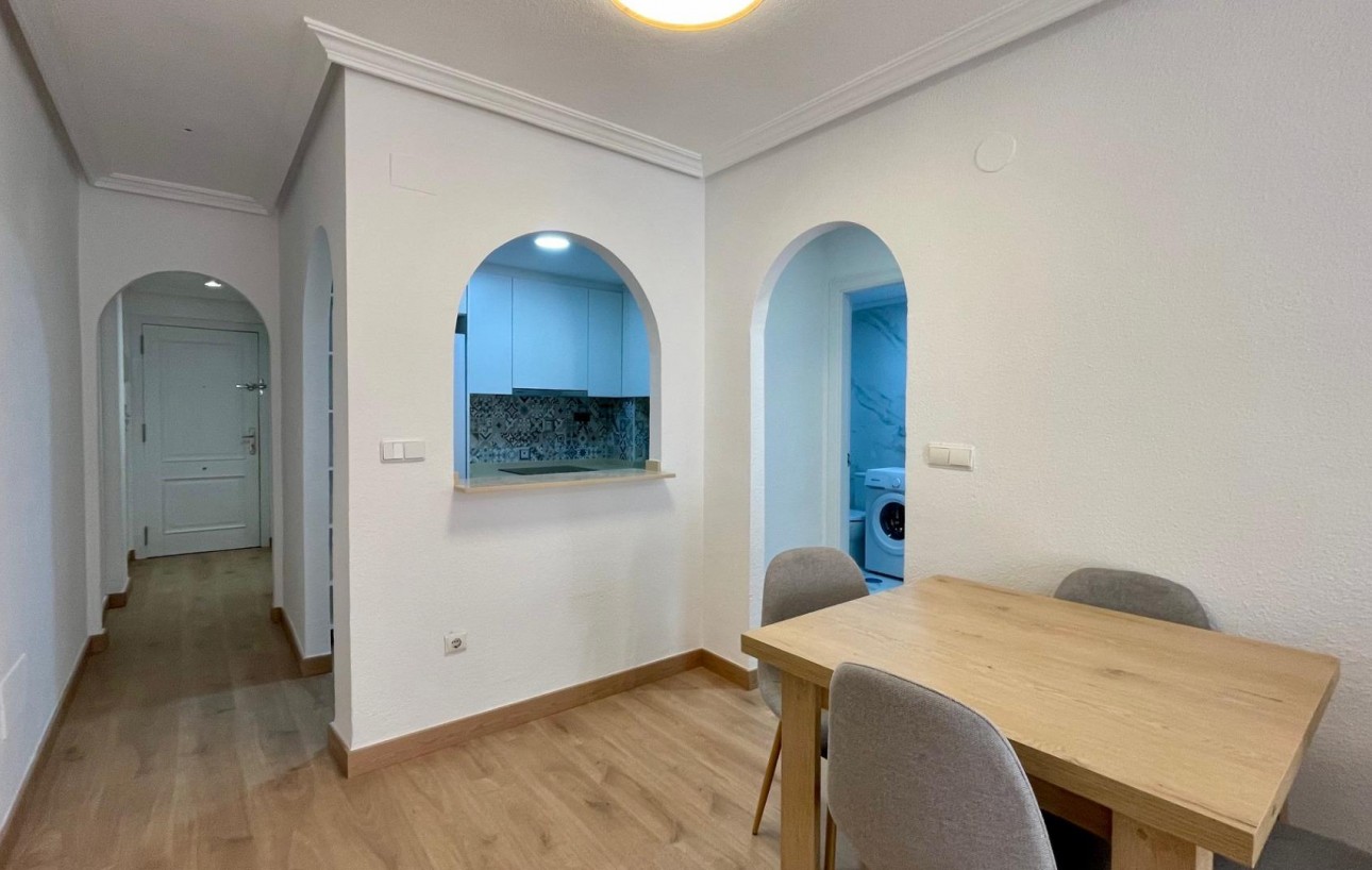 Resale - Wohnung - Torrevieja - Centro