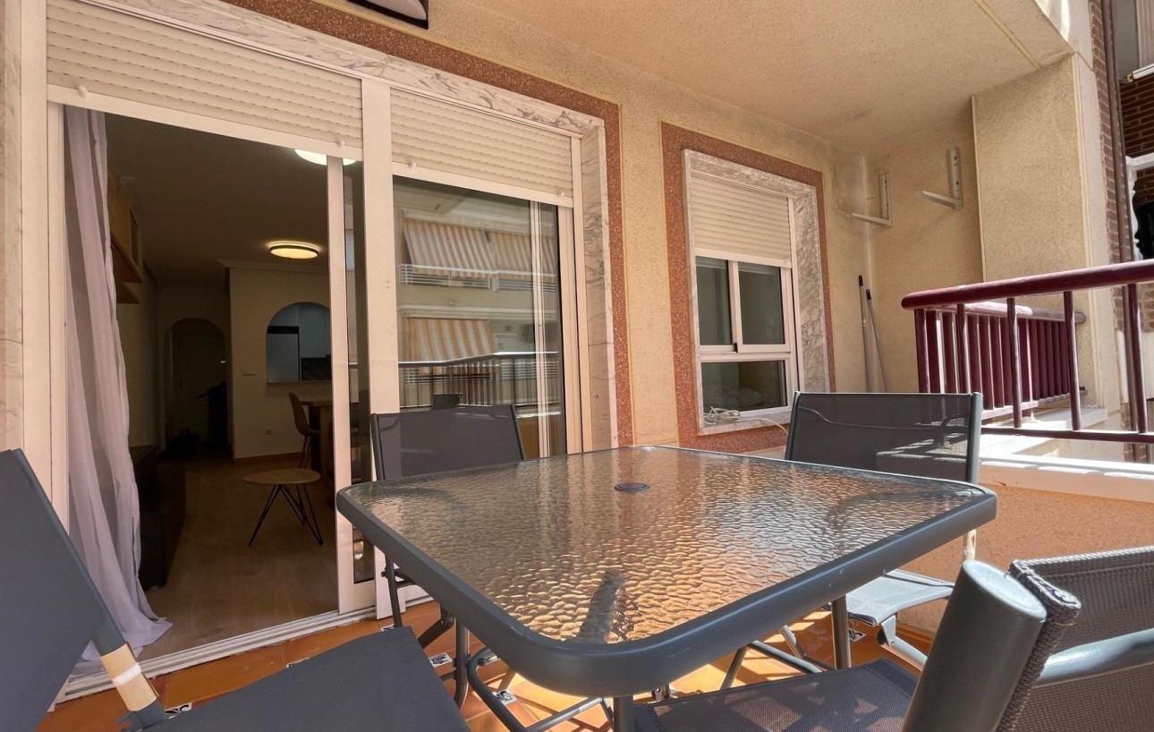 Resale - Wohnung - Torrevieja - Centro