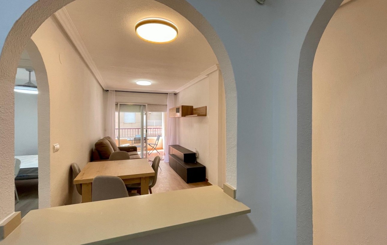 Resale - Wohnung - Torrevieja - Centro