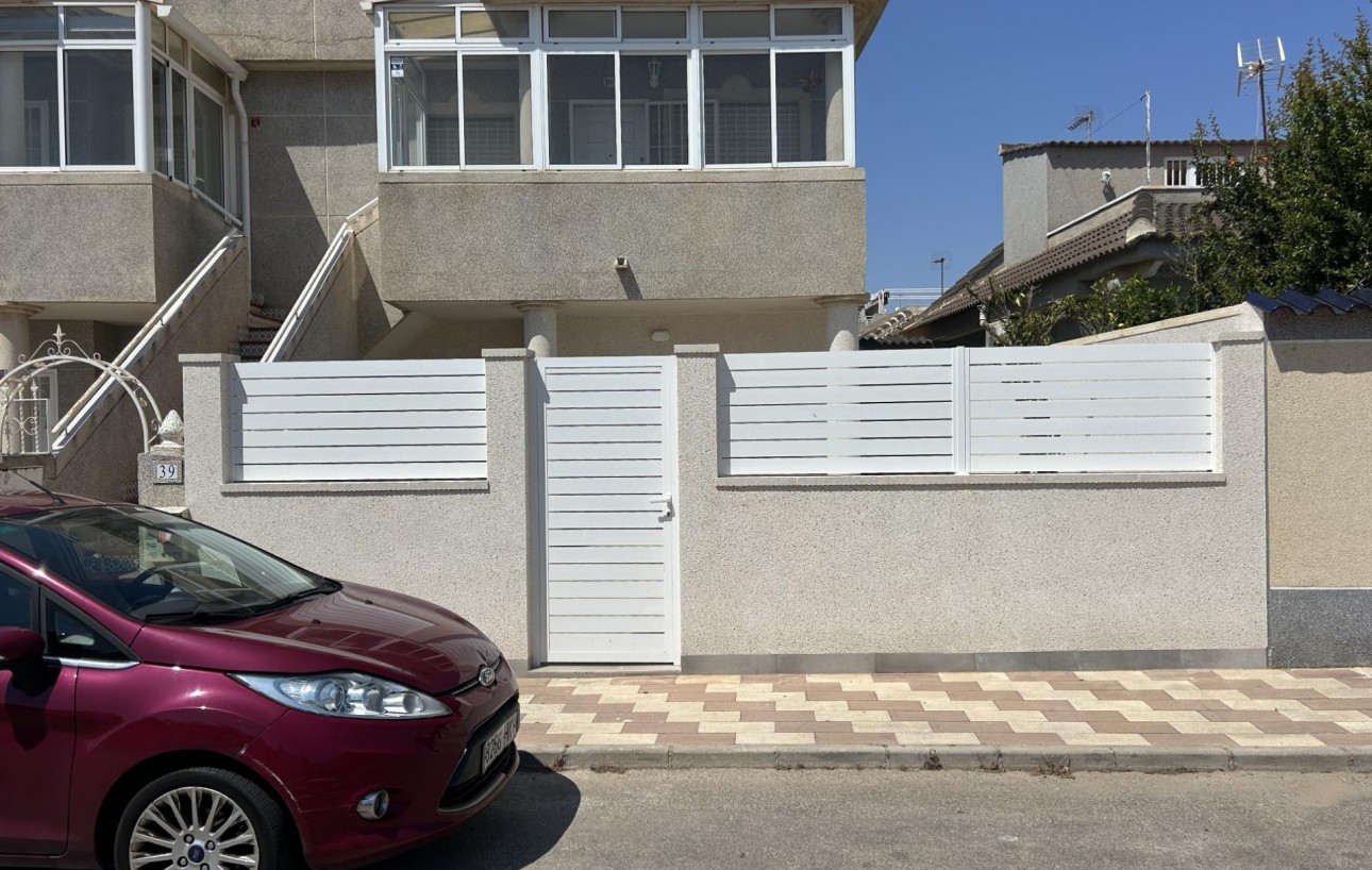 Sale - Bungalow Planta Baja - Torrevieja - El chaparral