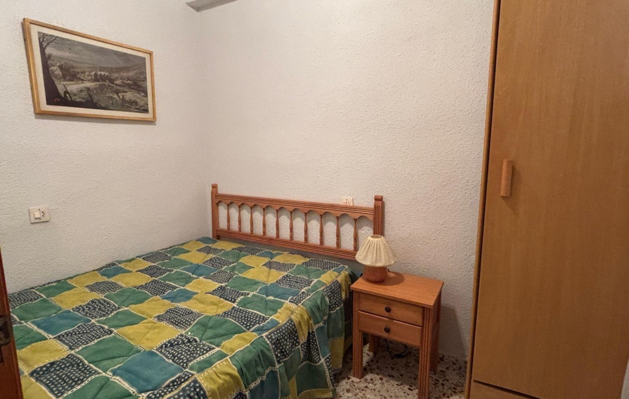 Resale - Lägenhet - Torrevieja - Cabo cervera