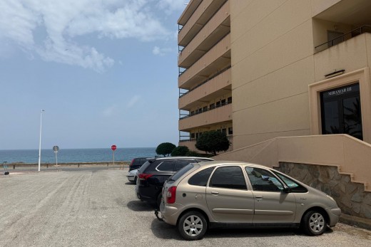 Resale - Lägenhet - Torrevieja - Cabo cervera