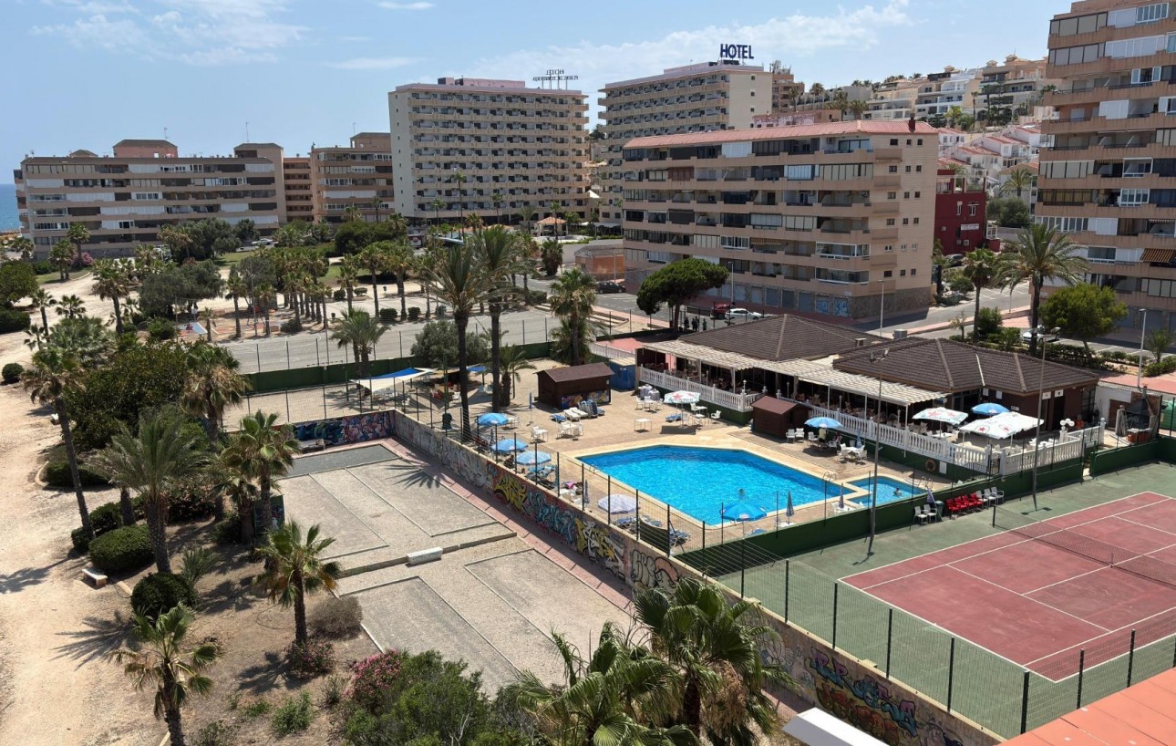 Resale - Lägenhet - Torrevieja - Cabo cervera