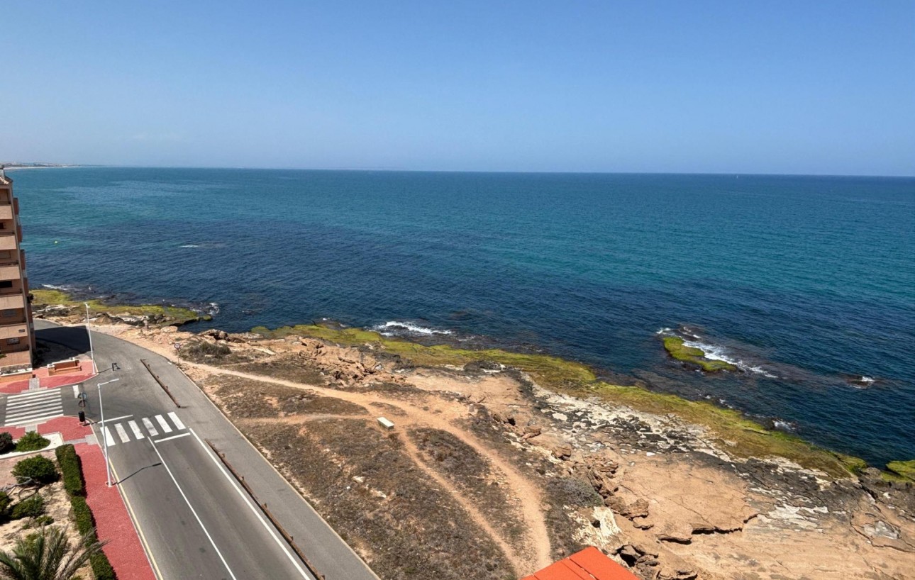 Resale - Lägenhet - Torrevieja - Cabo cervera