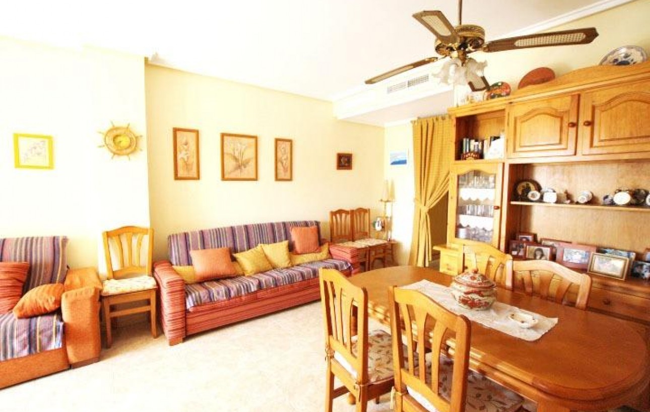 Resale - Wohnung - Guardamar del Segura - Pueblo