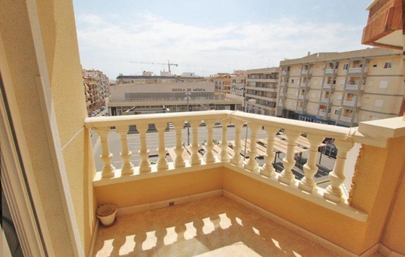 Resale - Wohnung - Guardamar del Segura - Pueblo