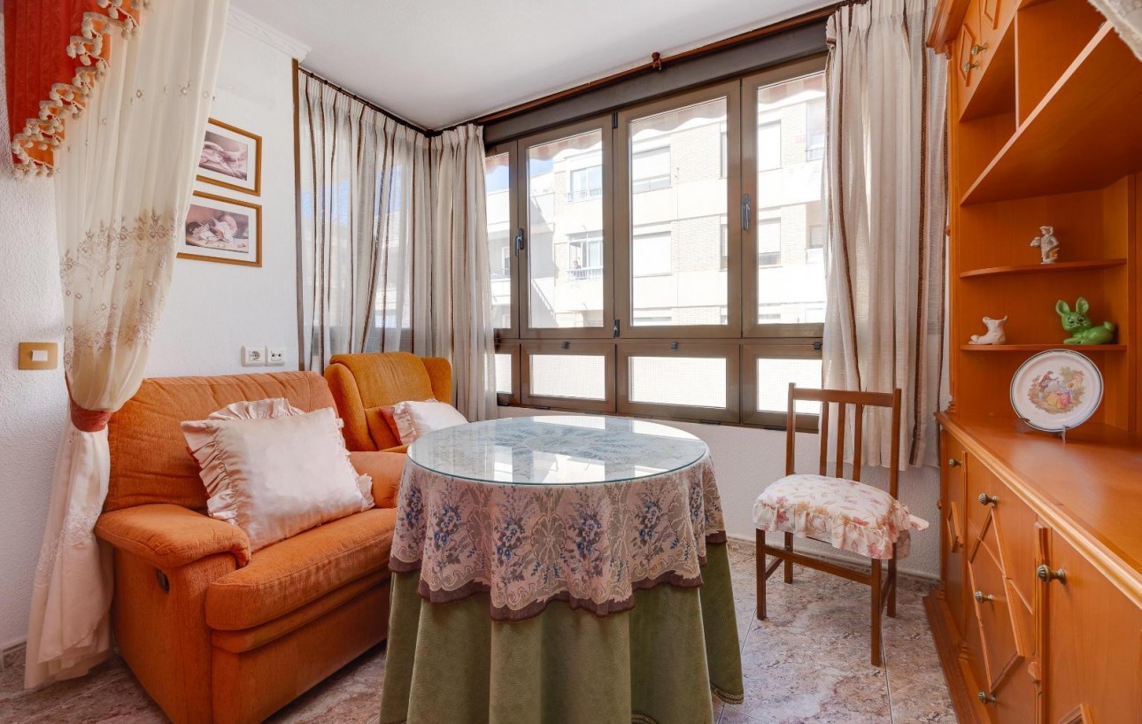 Resale - Wohnung - Guardamar del Segura - Pueblo