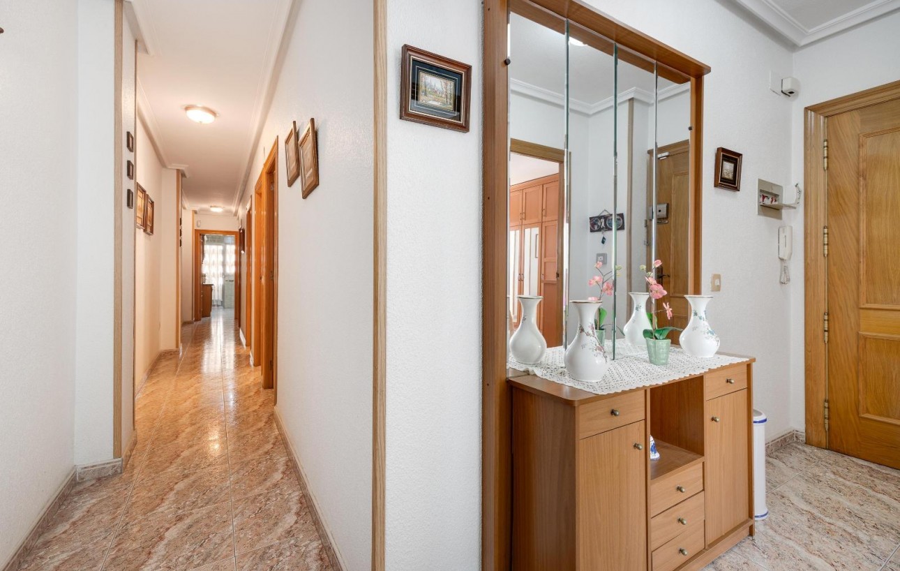 Resale - Wohnung - Guardamar del Segura - Pueblo