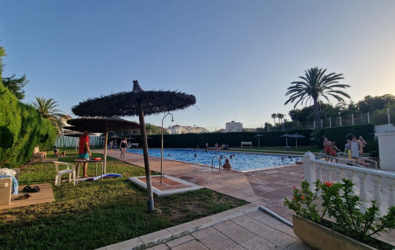 Revente - Bungalow - Torrevieja - Calas blanca