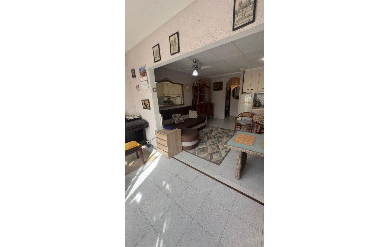 Resale - Bungalow - Torrevieja - San luis