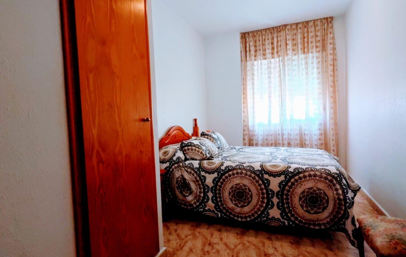 Resale - Lägenhet - Torrevieja - Centro