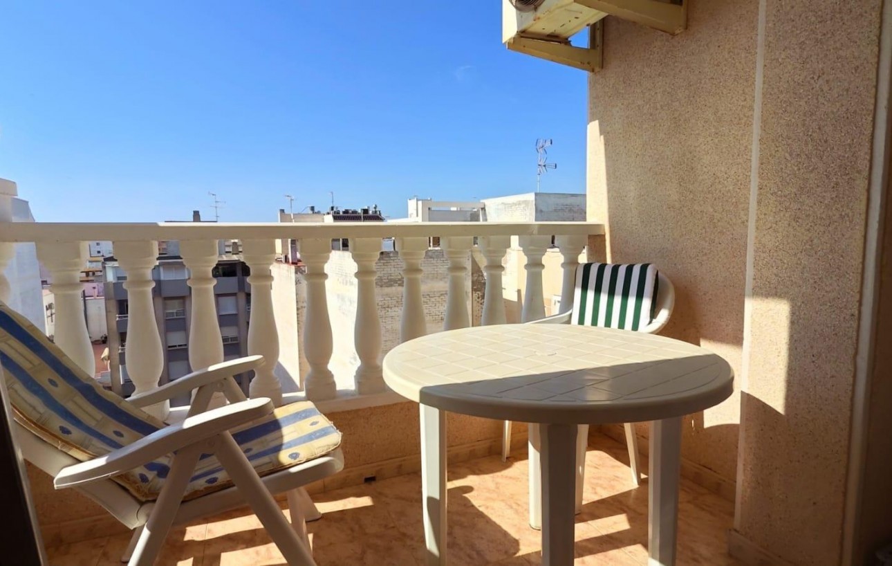 Resale - Lägenhet - Torrevieja - Centro