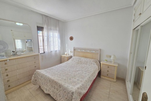 Sale - Bungalow Planta Baja - Torrevieja - Aguas Nuevas