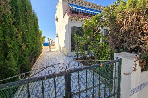 Sale - Bungalow Planta Baja - Torrevieja - Aguas Nuevas