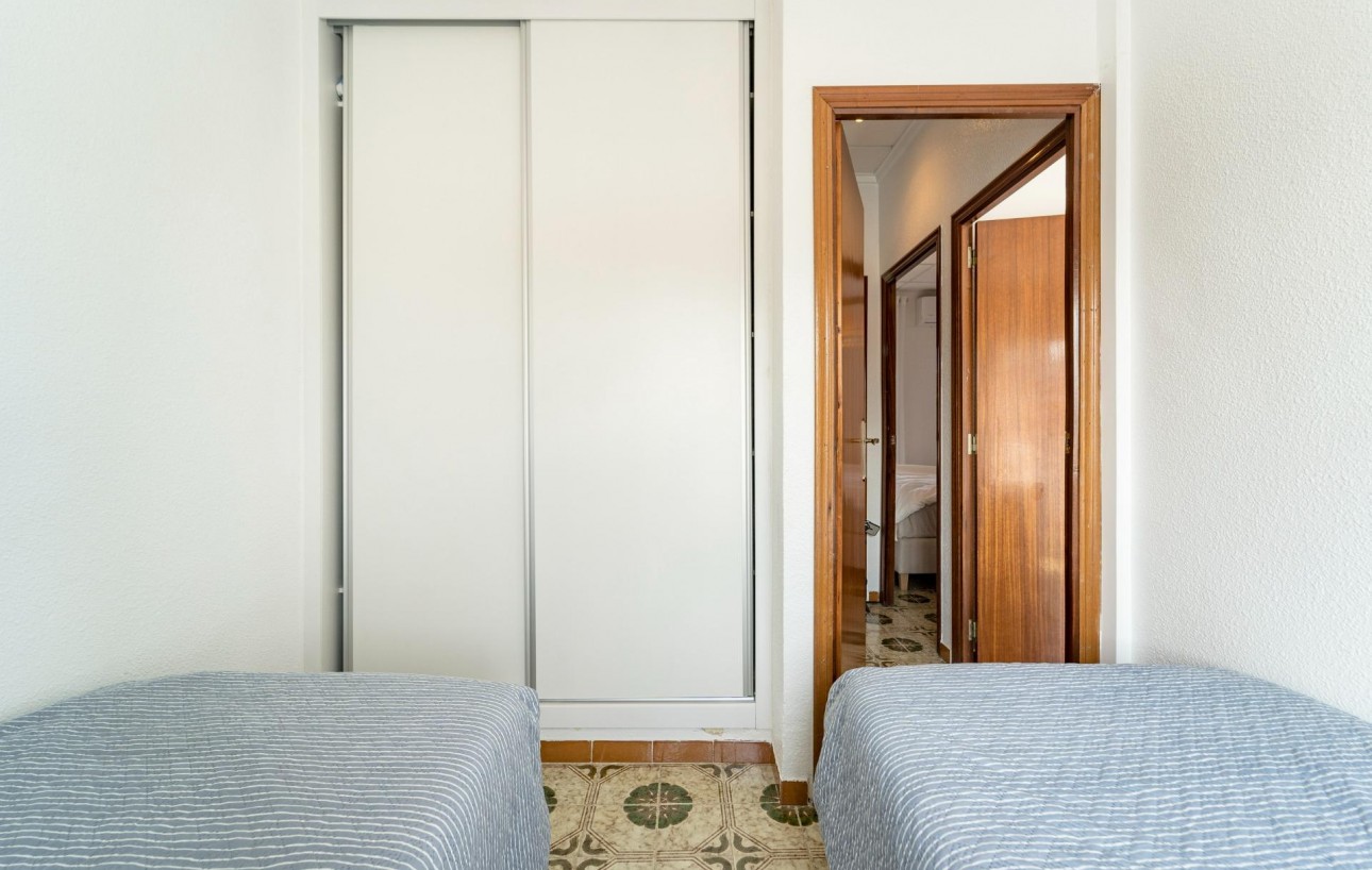 Sale - Casa Tipo Dúplex - Torrevieja - Playa de los Naufragos