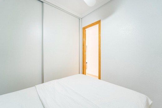 Sale - Casa Tipo Dúplex - Torrevieja - Playa de los Naufragos